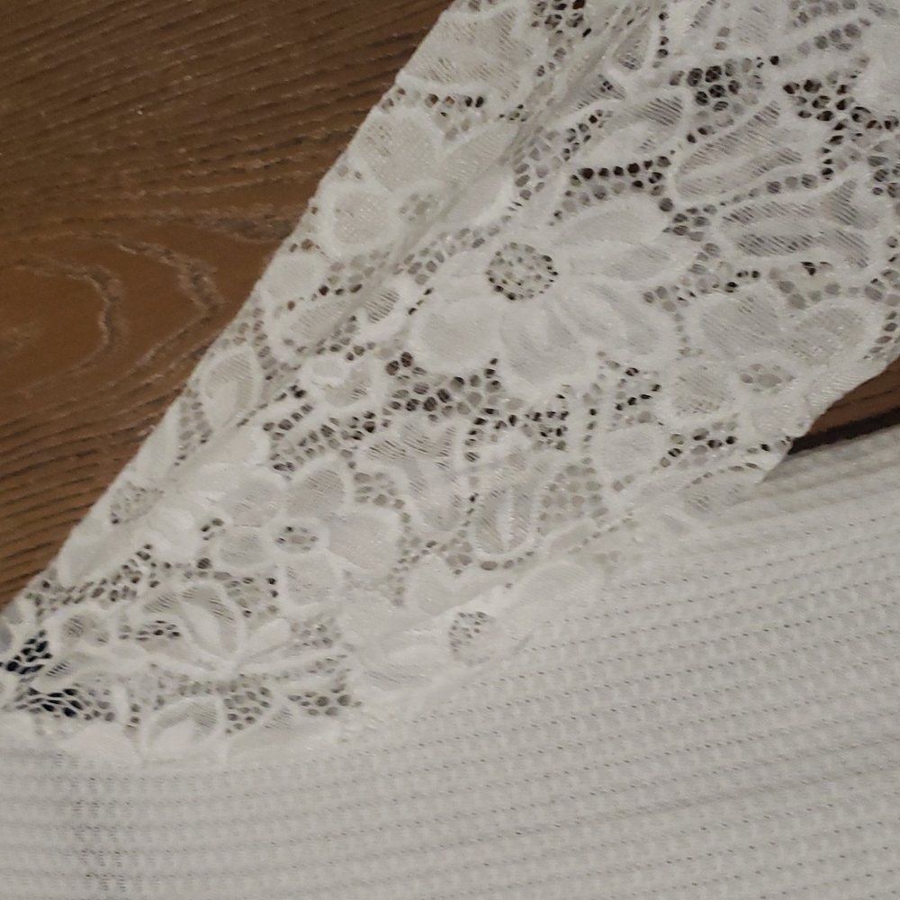 💥New boutique waffle knit lace sleeve top - Picture 8 of 11